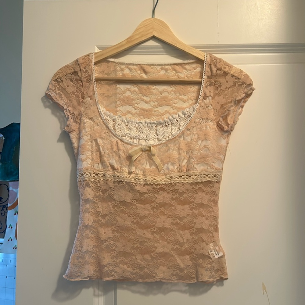 Coquette pink top :) size S